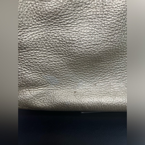 Michael Kors Jet Set Chain Large Shoulder Tote Pale Gold Metallic Leather - Picture 4 of 15